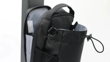 High-Capacity magnetic water bottle pouch